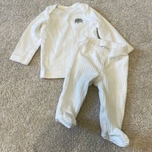 Carters White Ribbed w/ Elephant Set
